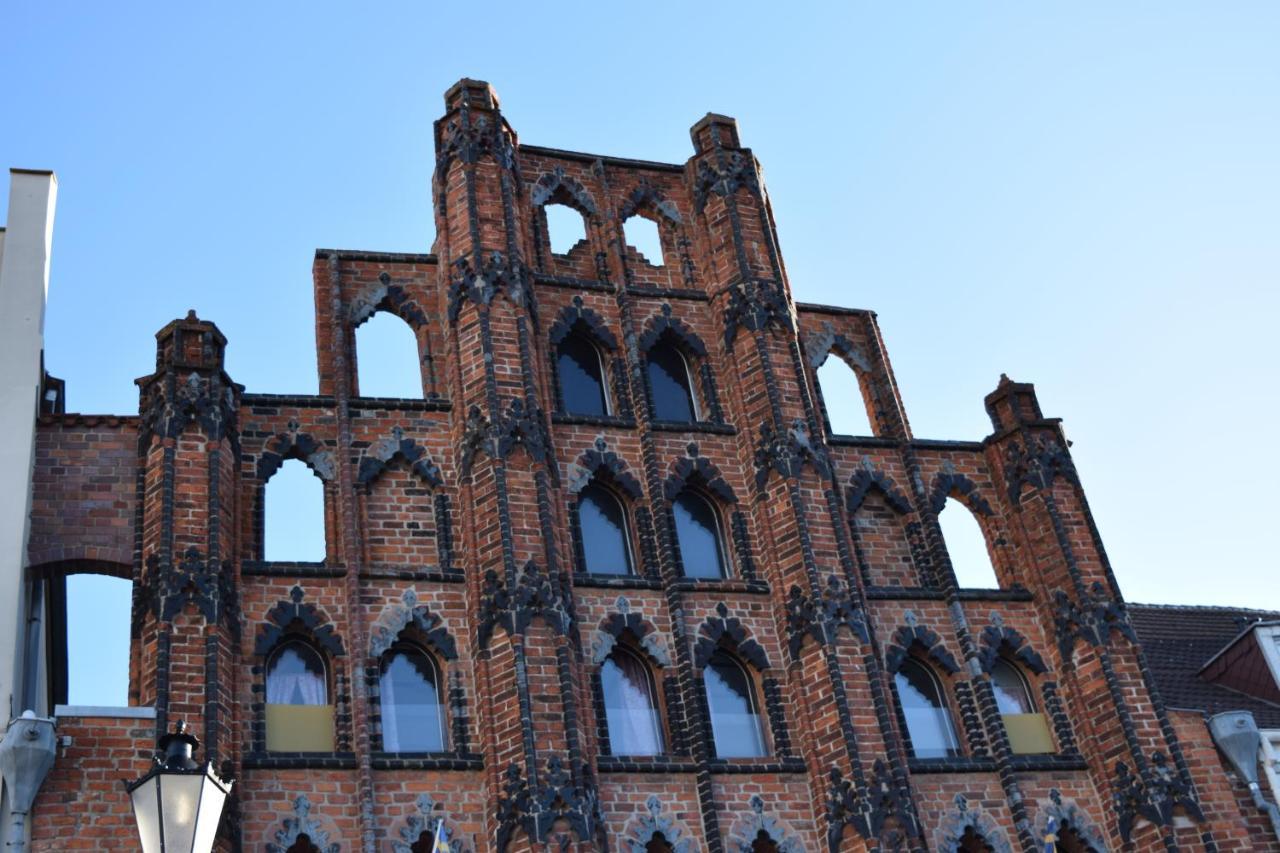 Altstadt Luebsche Strasse Wißmar Kültér fotó