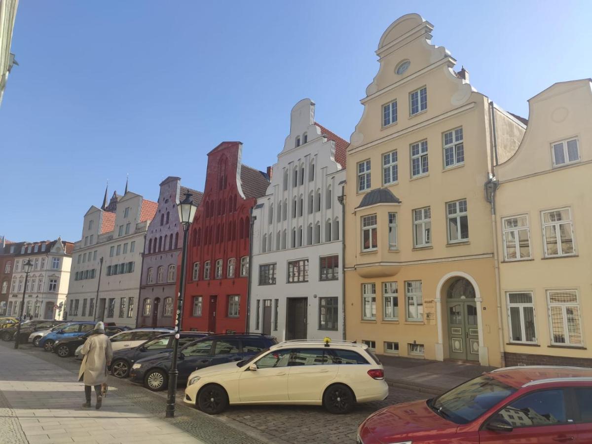 Altstadt Luebsche Strasse Wißmar Kültér fotó